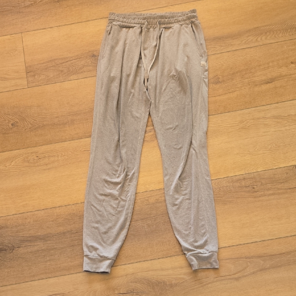 Vuori Joggers- Womens